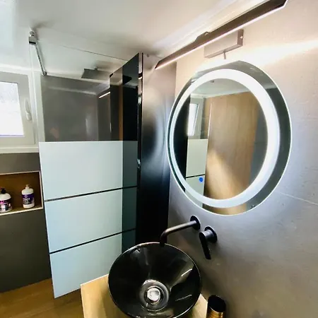 Phoenix Garden Ii Apartment