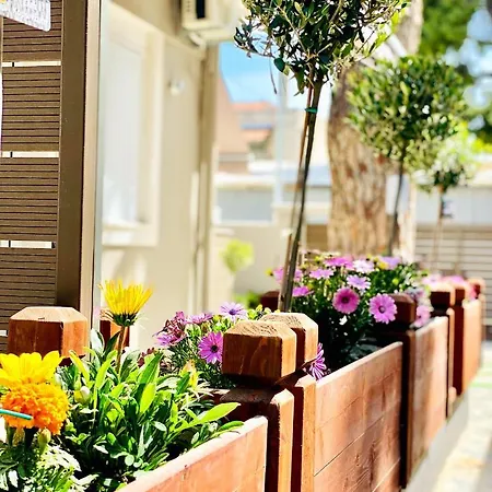 Phoenix Garden Ii * Athens